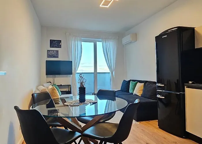 Cozy Urban Heaven With Dedicated Parking Spot 公寓 *