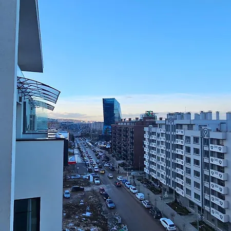 Cozy Urban Heaven With Dedicated Parking Spot Apartament