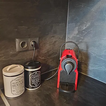 Cozy Urban Heaven With Dedicated Parking Spot Apartament