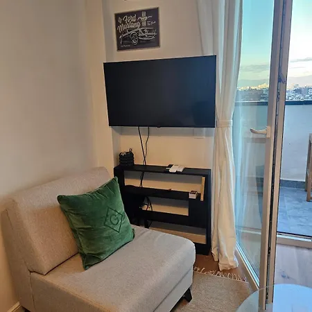 Cozy Urban Heaven With Dedicated Parking Spot Apartmán Sofie