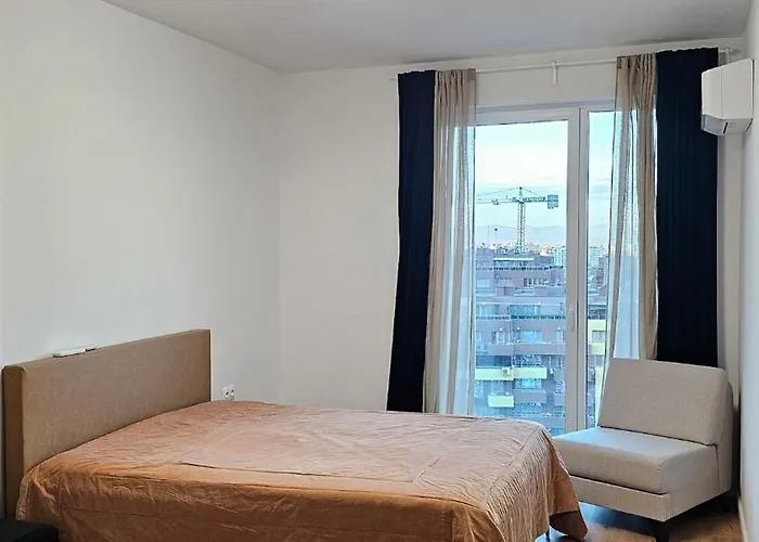 Cozy Urban Heaven With Dedicated Parking Spot * 소피아