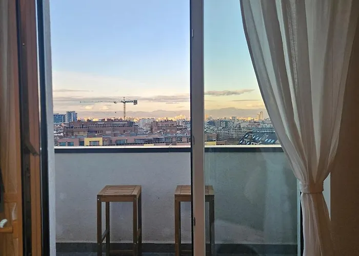 Cozy Urban Heaven With Dedicated Parking Spot *