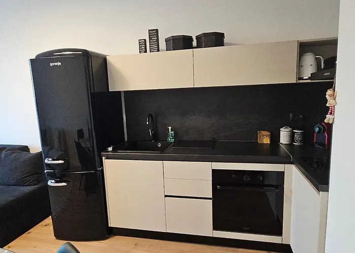 Cozy Urban Heaven With Dedicated Parking Spot * 소피아