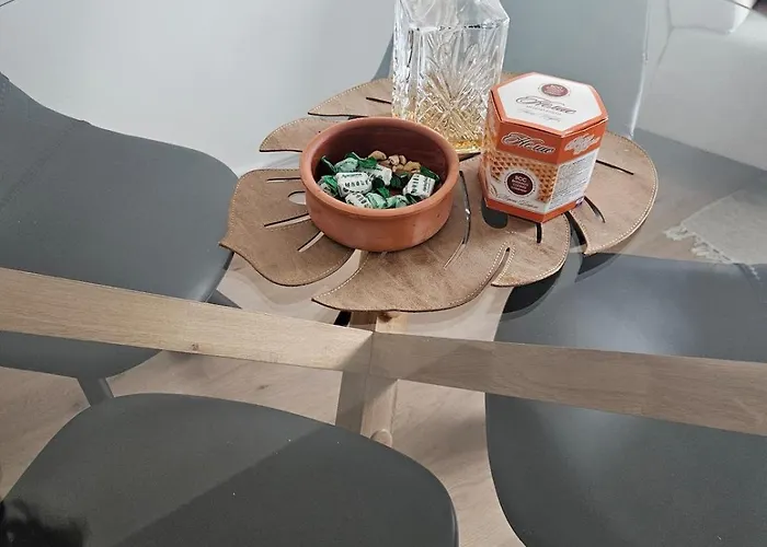 Cozy Urban Heaven With Dedicated Parking Spot 소피아