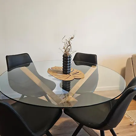 Cozy Urban Heaven With Dedicated Parking Spot Appartement *